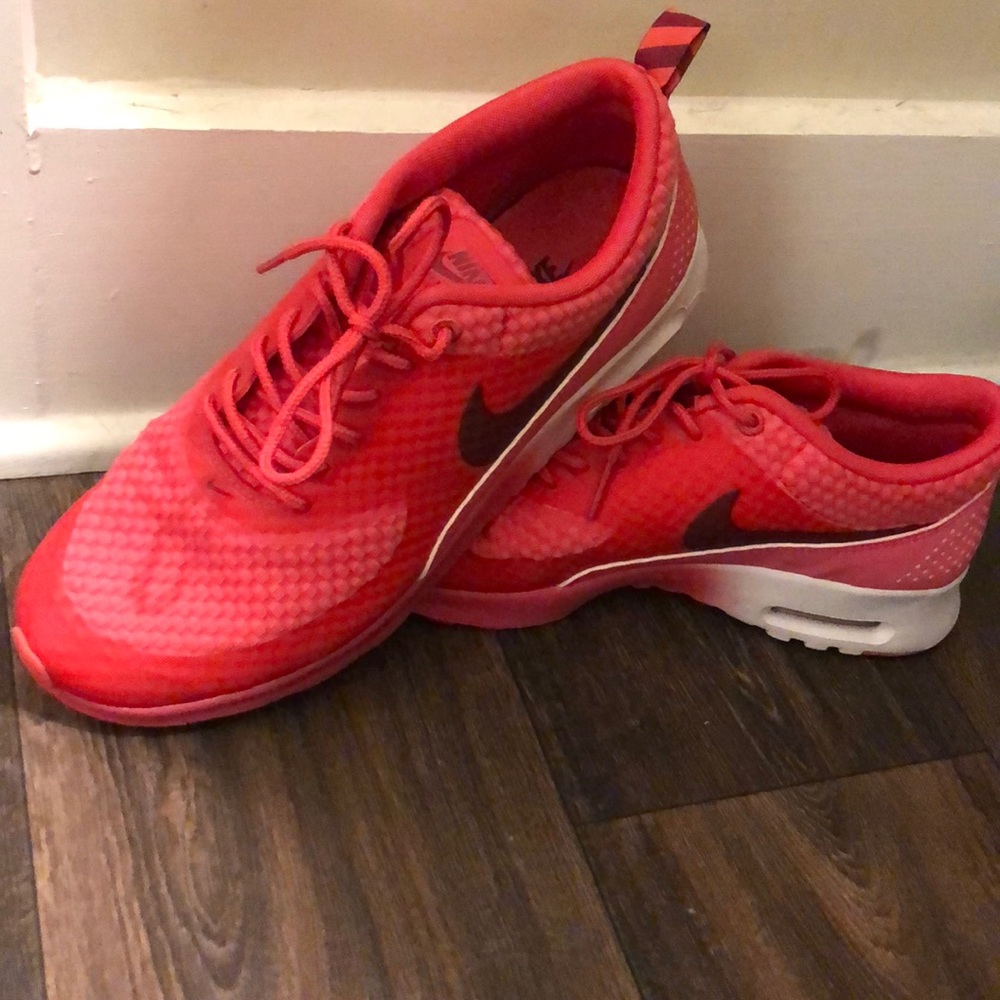 Hot pink Nike Air Max